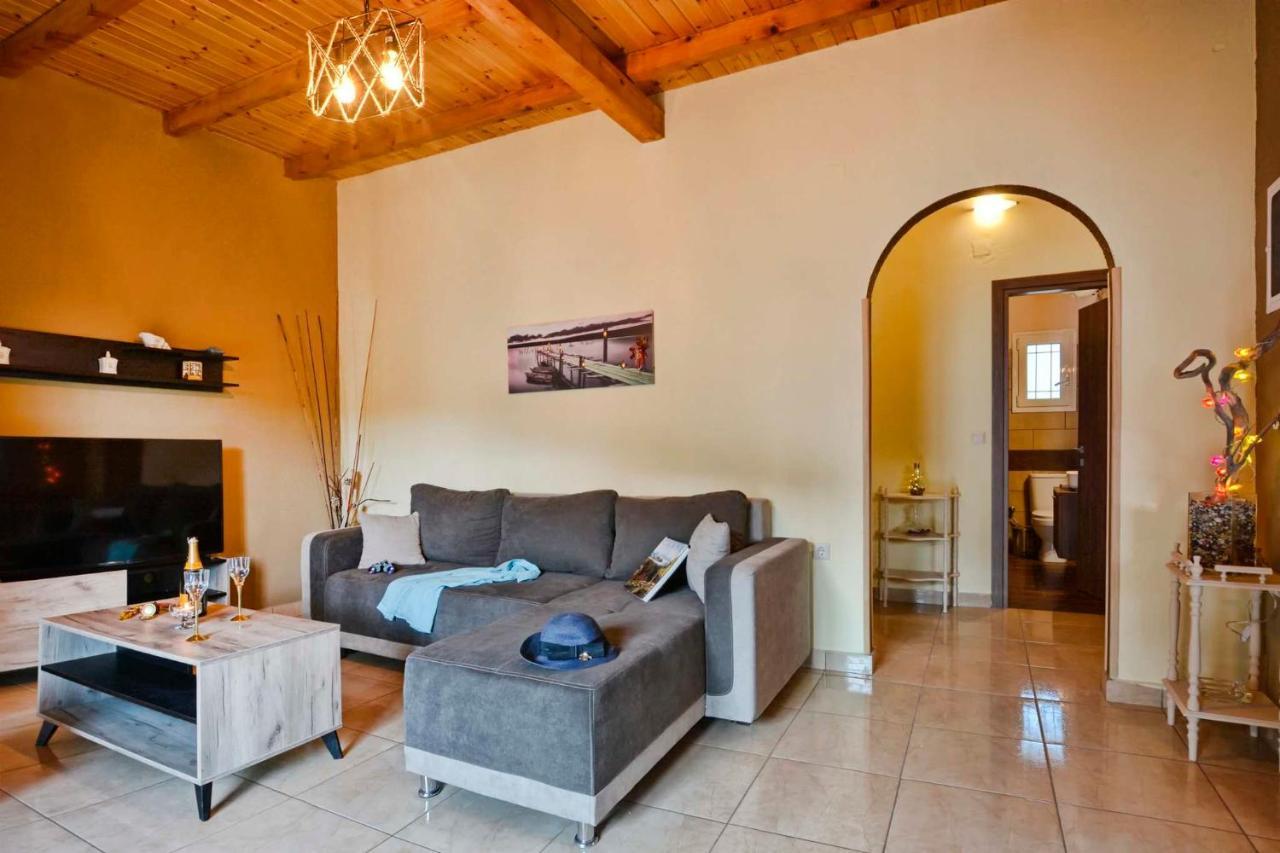 Ágios Matthaíos Elizabeth Country House מראה חיצוני תמונה